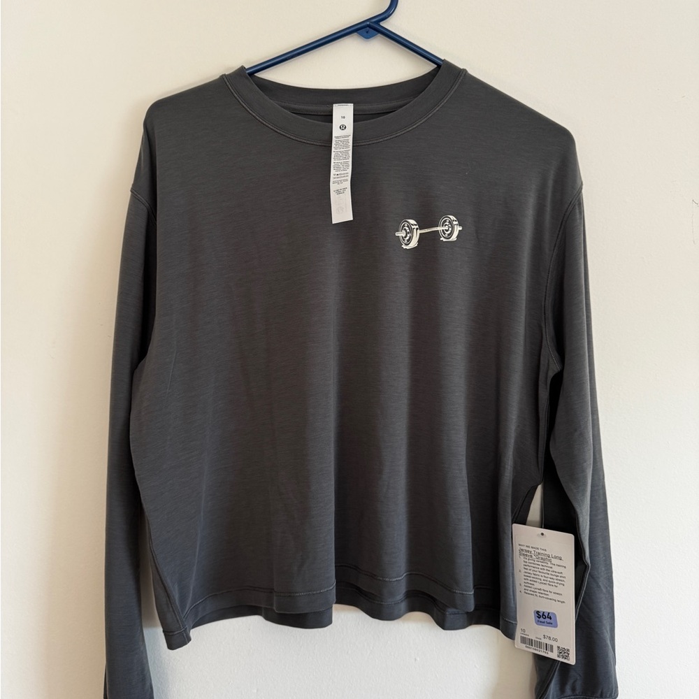 NWT Lululemon “Barbell Baddies” Long Sleeve Oversized Crop viral